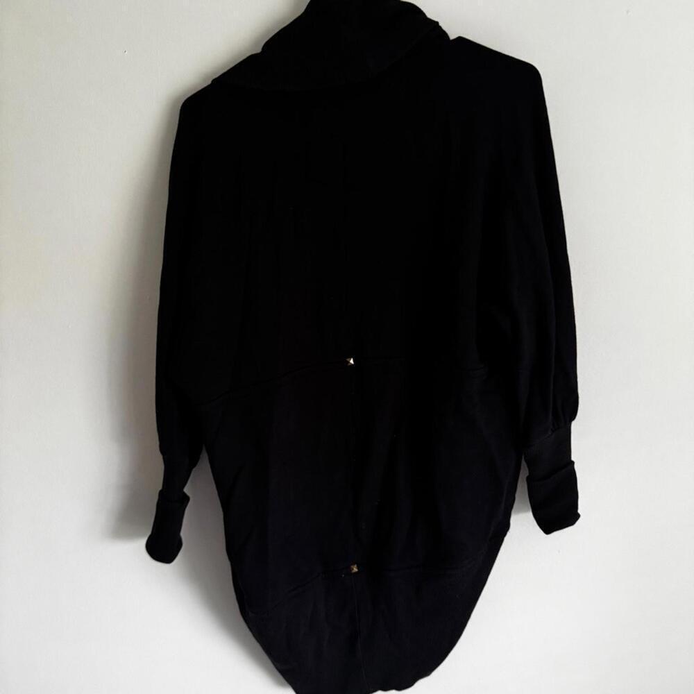 đ¤ Aritzia Wilfred Relaxed Diderot Cocoon Cardigan Sweater Black Studded - Picture 6 of 8